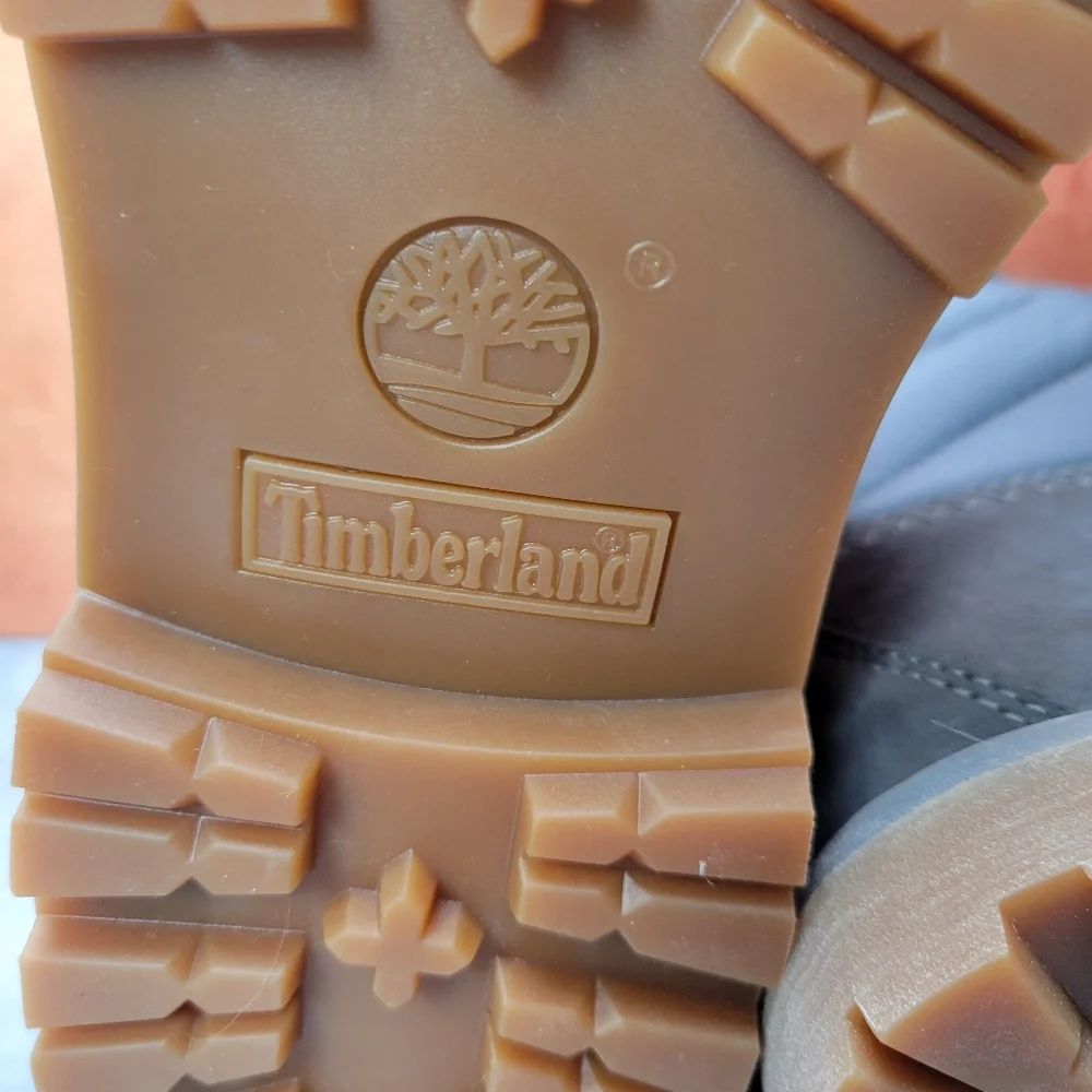 Timberland Gray Premaloft insulated hiking boots. Size 7 - Picture 13 of 14